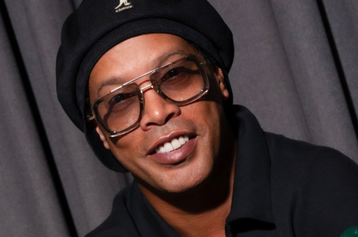Del fútbol a la música: Ronaldinho presenta su proyecto ‘CAMISA 10’