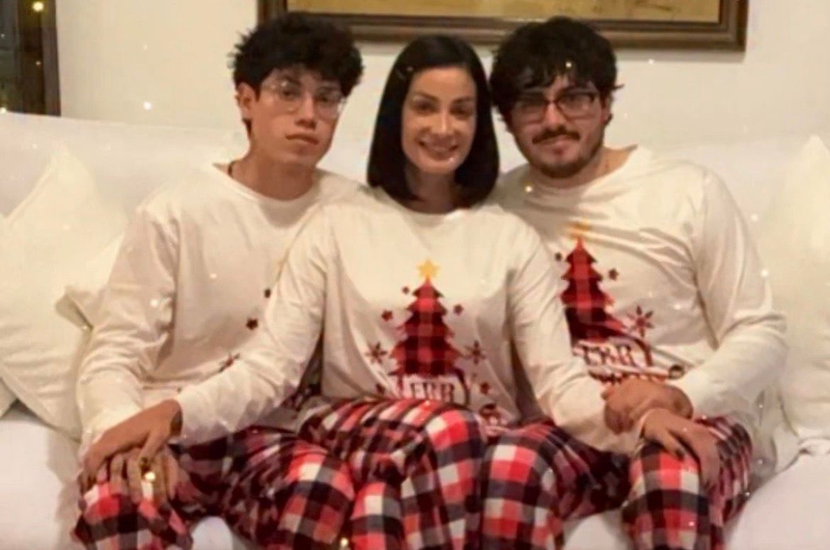 Ryan Muñiz, hijo de Dayanara Torres dará el salto a las pasarelas de moda