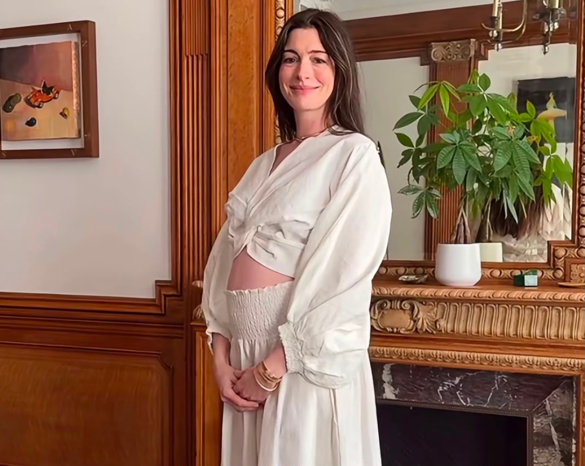 Anne Hathaway confirma su tercer embarazo