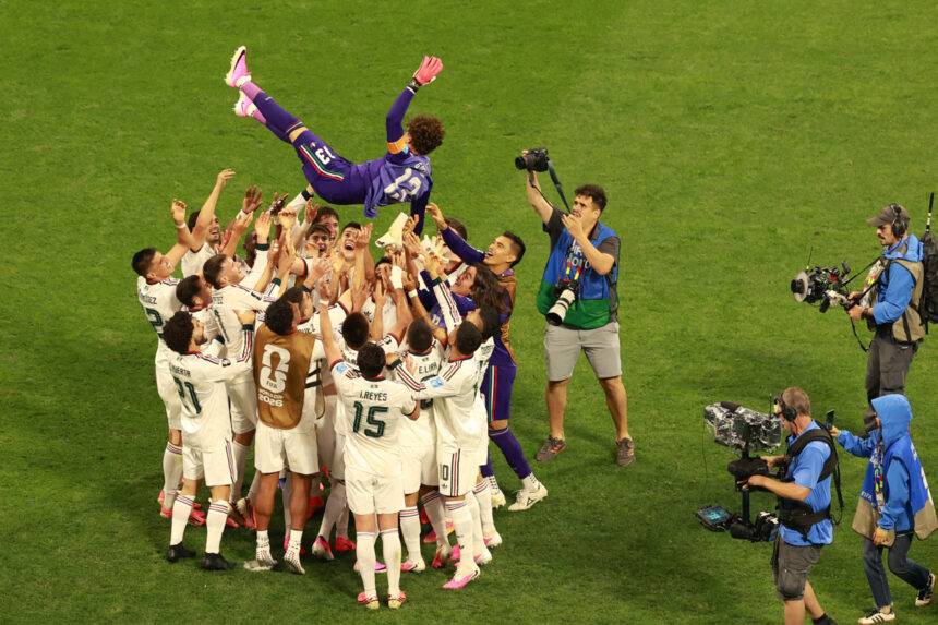 Mexico's Perfect World Cup Run, Mexican National Team, Guillermo Ochoa, "Tri" Players, Nueva Onda