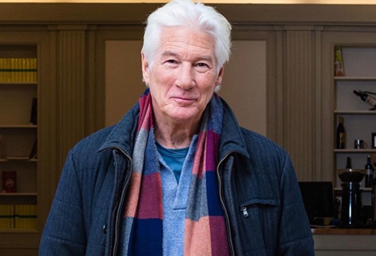 El actor Richard Gere asegura que se necesita abordar profundamente el tema de la migración