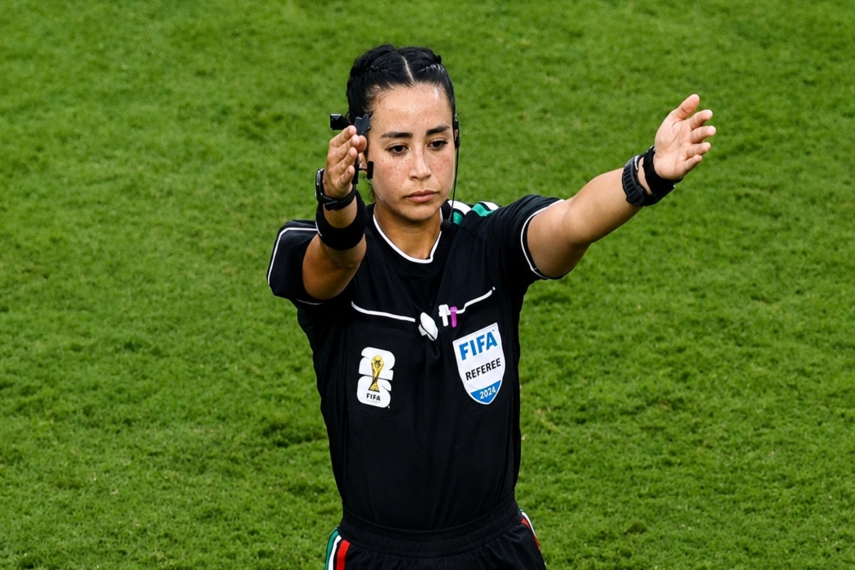 Así fue el histórico debut de la árbitra mexicana Katia Itzel García en el Mundial 2026