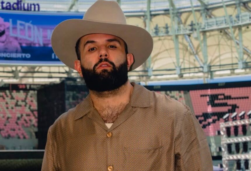 Carín León primer cantante en dar concierto en el Nu Stadium