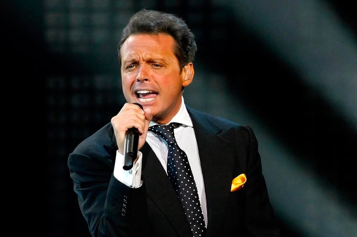 Dan más detalles sobre la salud de Luis Miguel tras operación