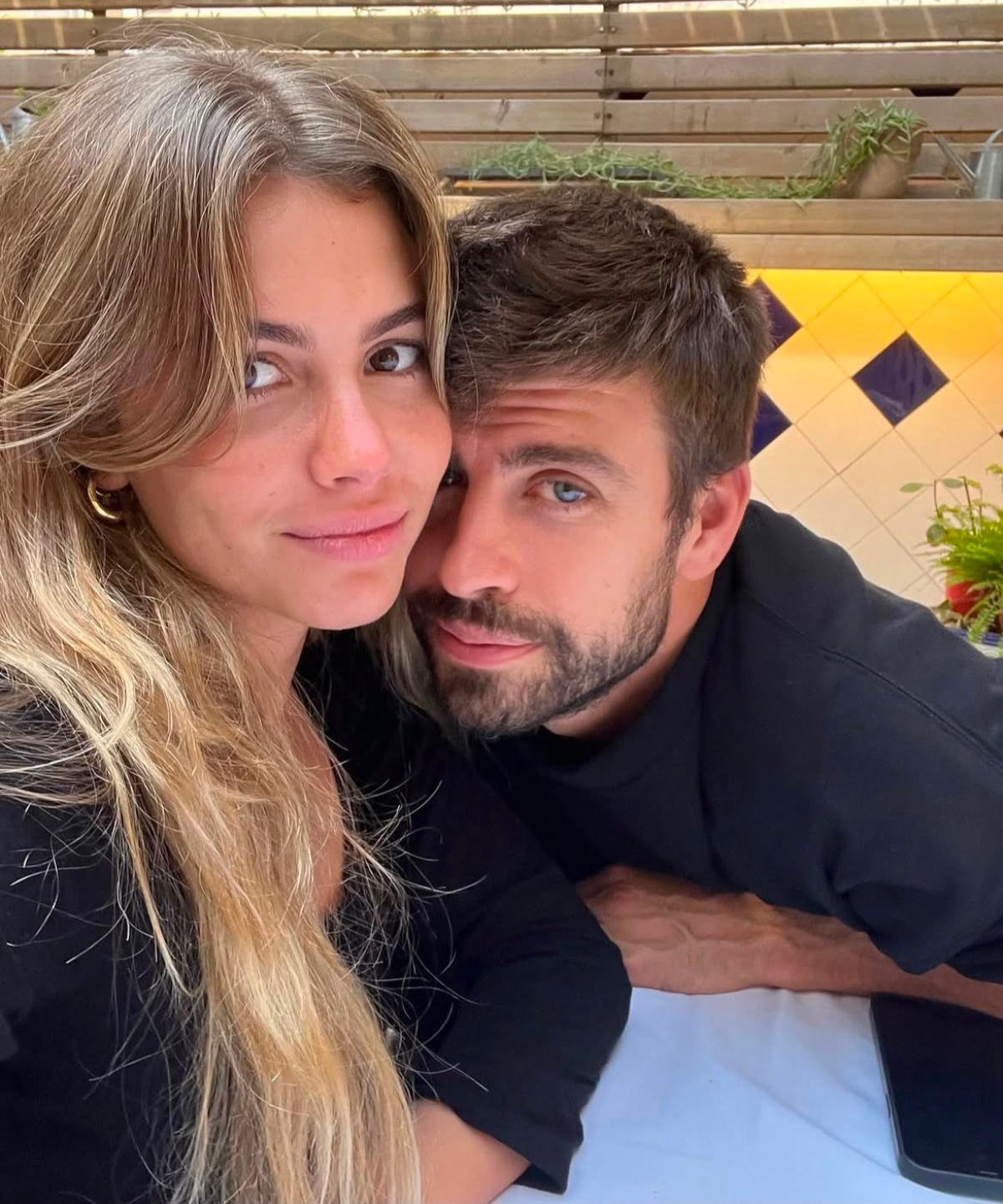 Aseguran que Piqué y Clara Chía estarían planeando su boda para 2027