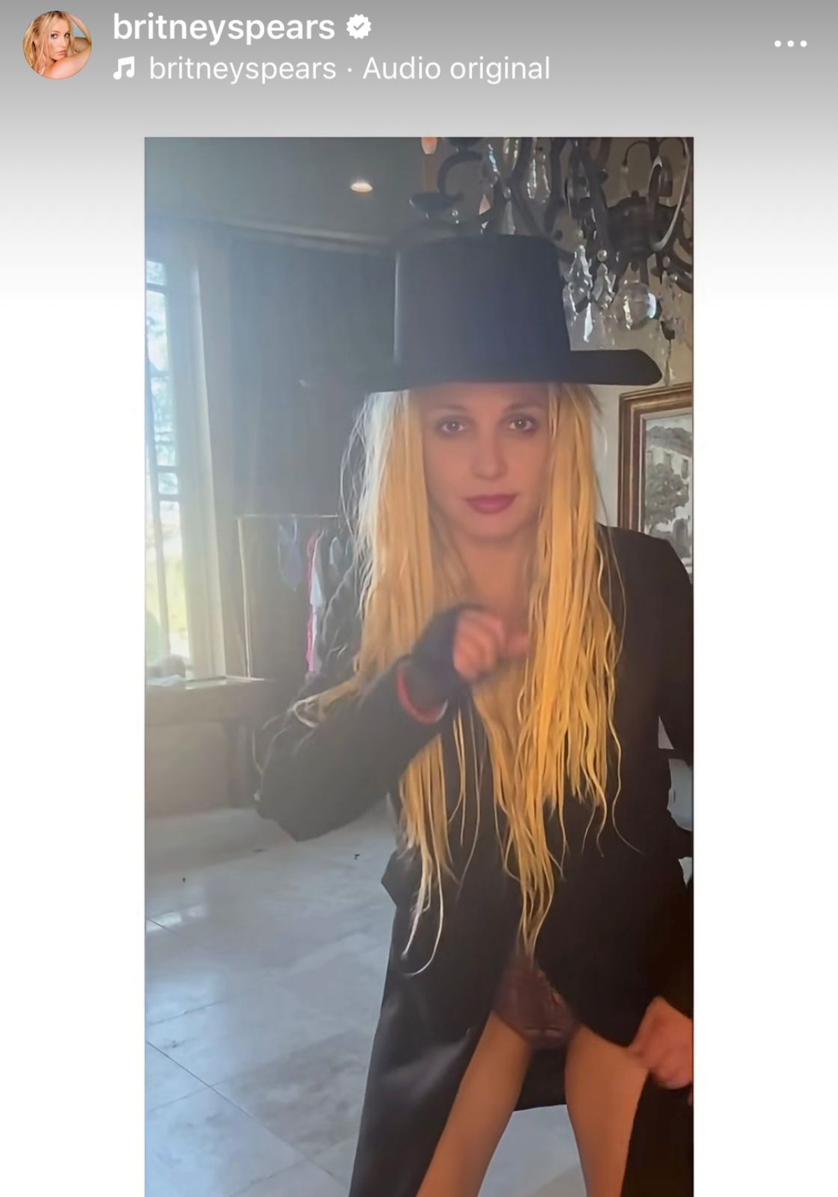 Britney Spears sorprende y cambia de look