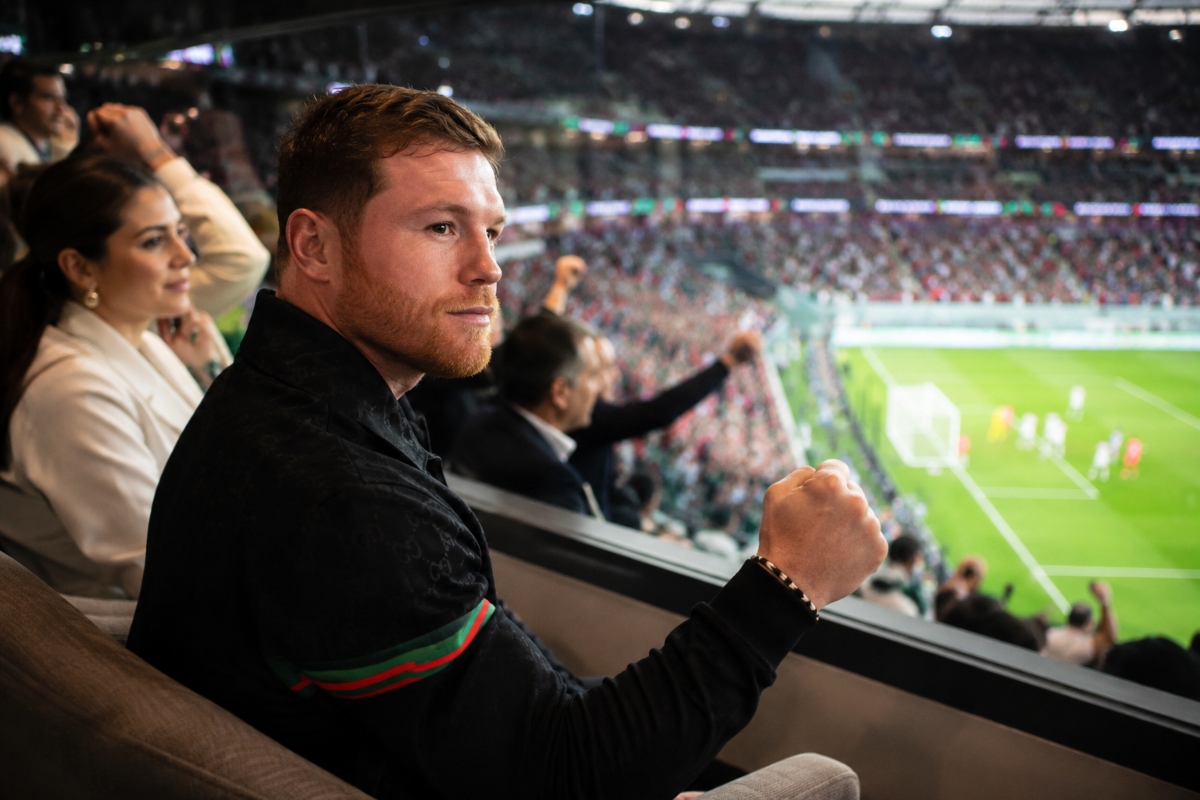 Canelo ganó más de 100 mil dólares apostando por México