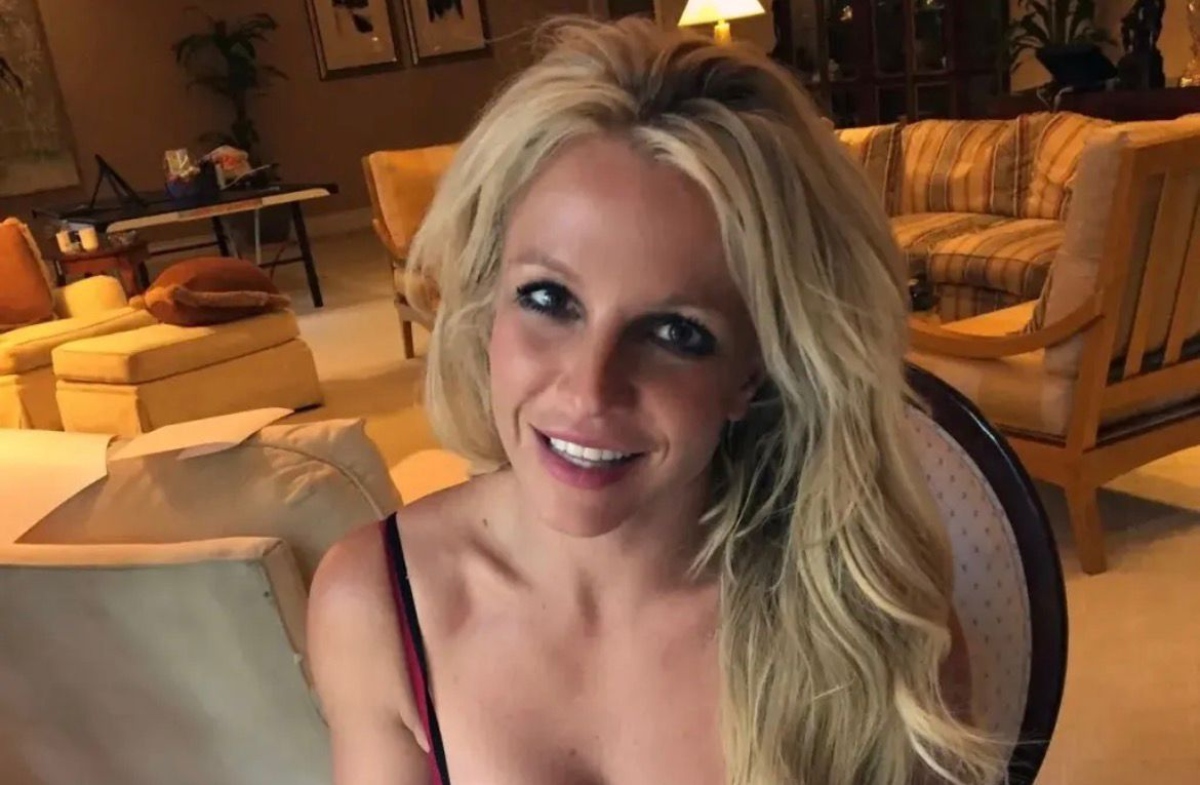 ¿Se recupera? Britney Spears sorprende y cambia de look