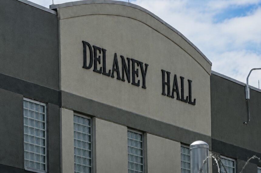 Delaney Hall's hunger strike ends, Delaney Hall's hunger strike, hunger strike, Delaney Hall, Nueva Onda