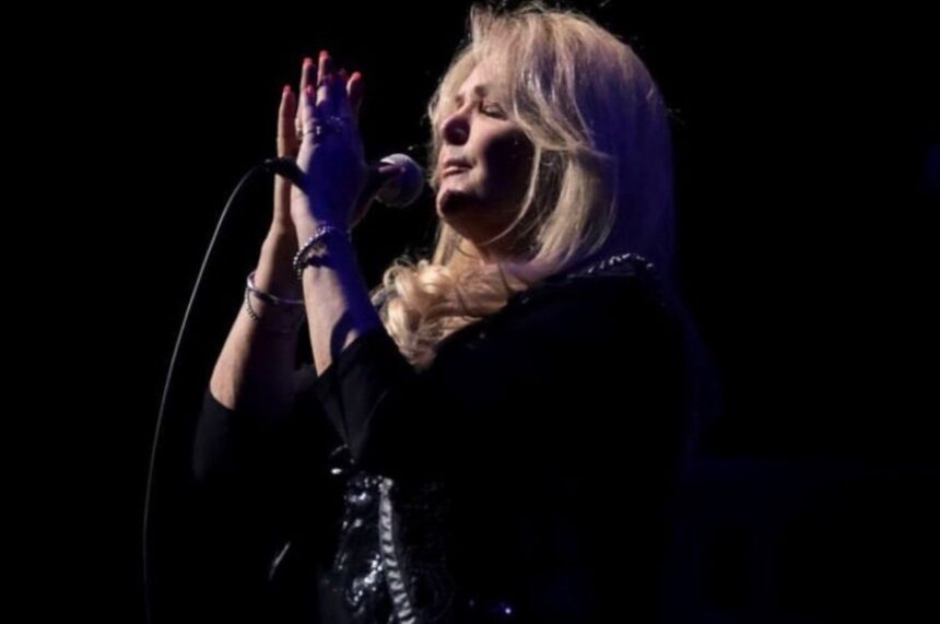 Singer Bonnie Tyler is still in serious condition