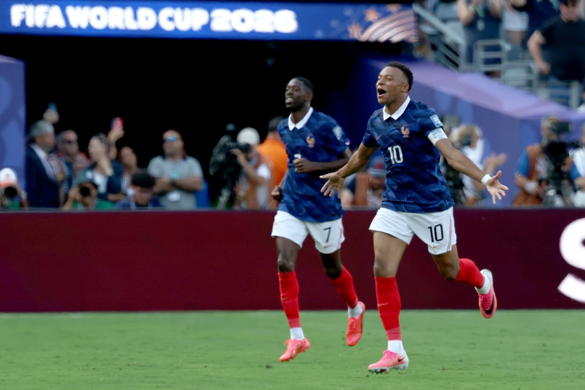 ¡Mbappé no perdona! Francia aplasta a Suecia