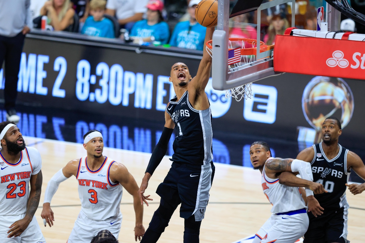 ¡Los Knicks golpean primero! Nueva York conquista San Antonio