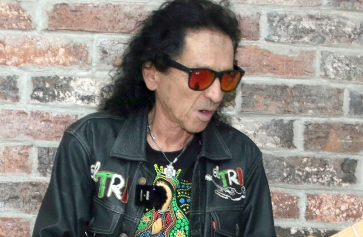 Álex Lora, lead singer of 'El Tri,' breaks his silence on narcocorridos