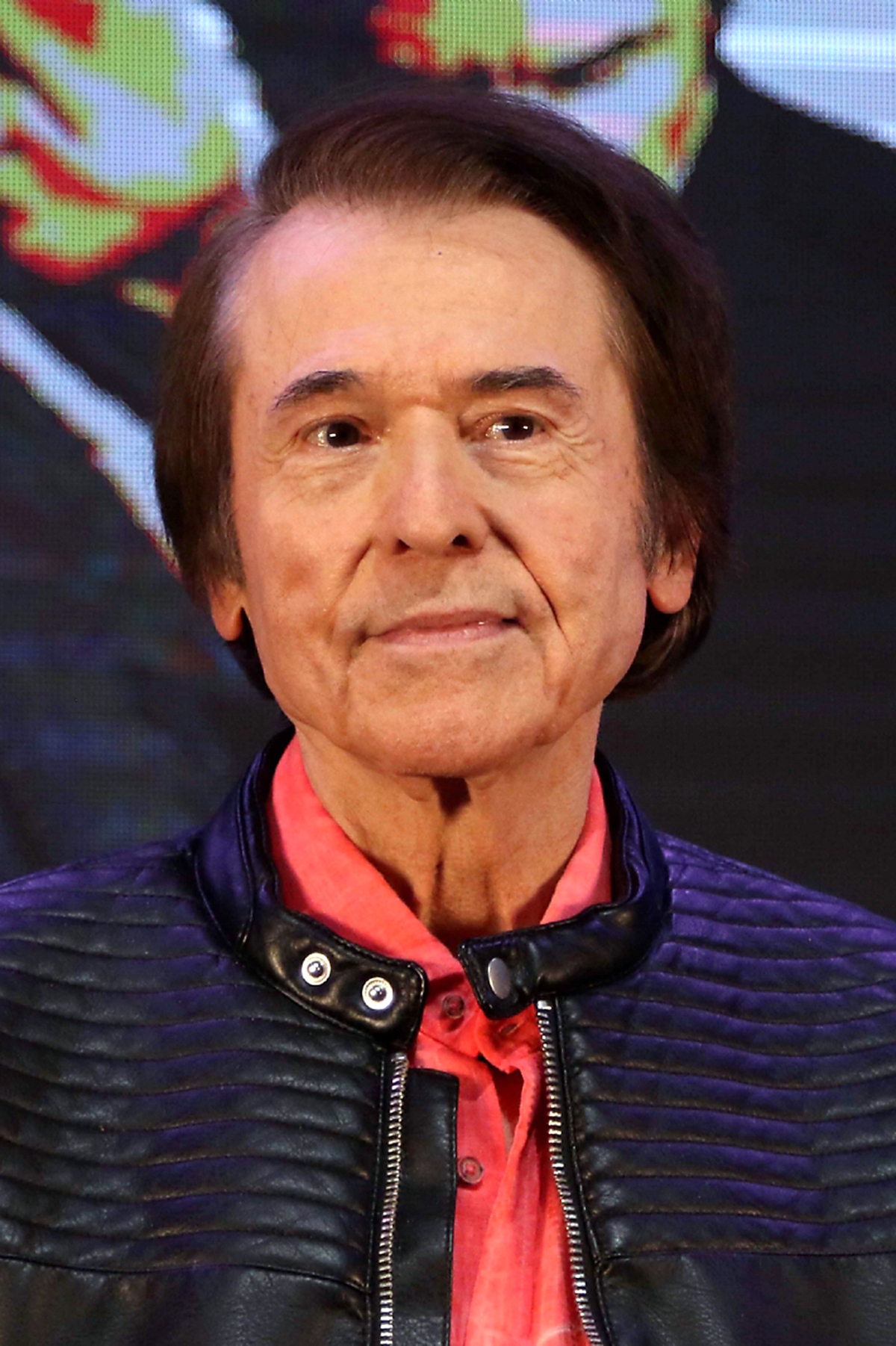 Serie de televisión cantante Raphael fecha de estreno en Netflix