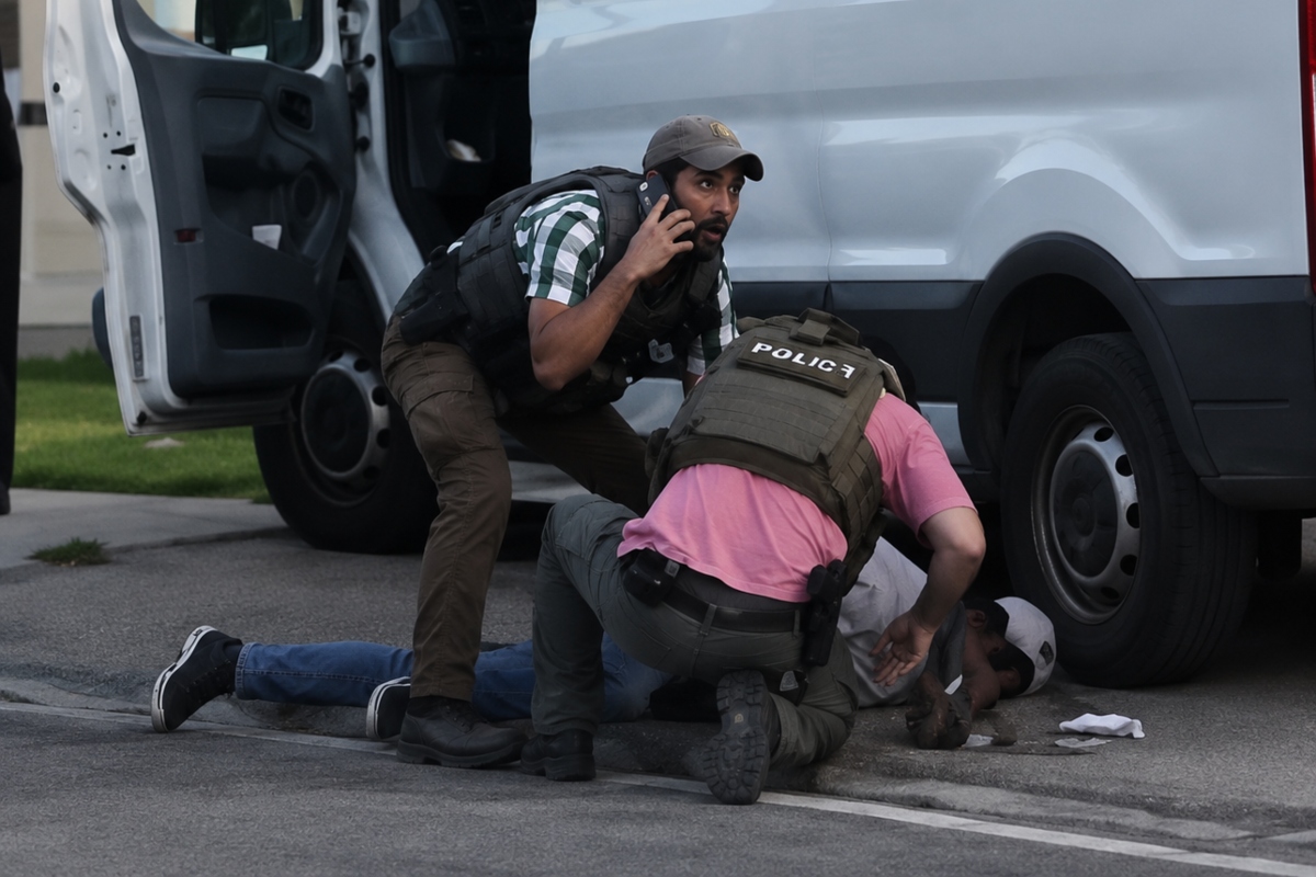 Familia de mexicano abatido por ICE denuncia que aún no recibe su cuerpo y exige respuestas
