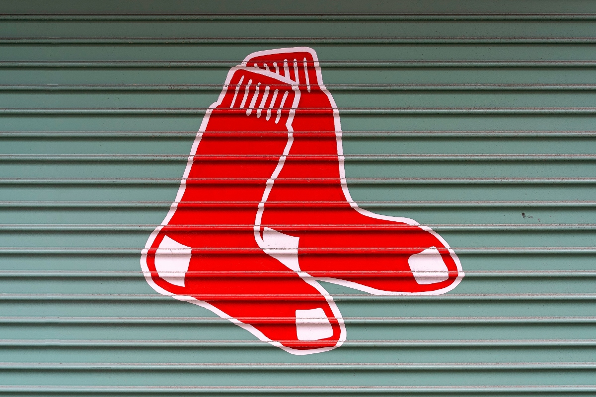 MLB