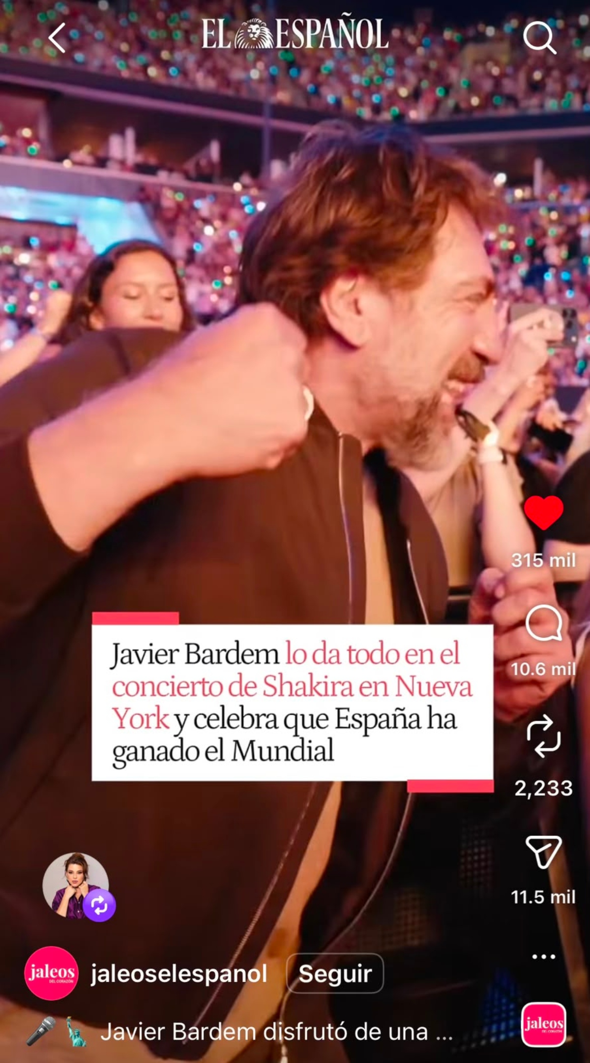 Javier Bardem 'goes wild' in the middle of Shakira's concert