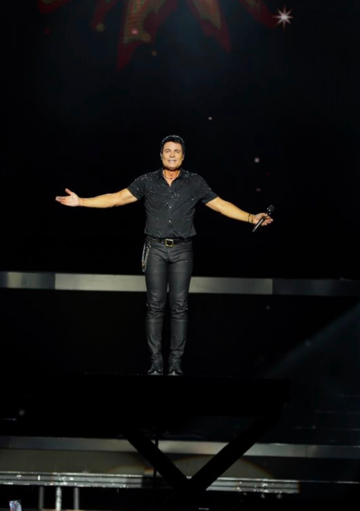 Chayanne and Gilberto Santa Rosa Charity Concert for Venezuela Earthquake Victims