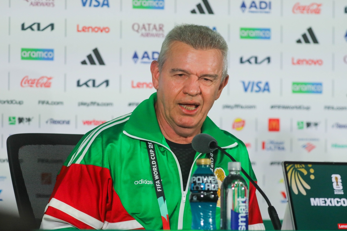 El gesto de Javier Aguirre a un jugador de Inglaterra que desató las redes