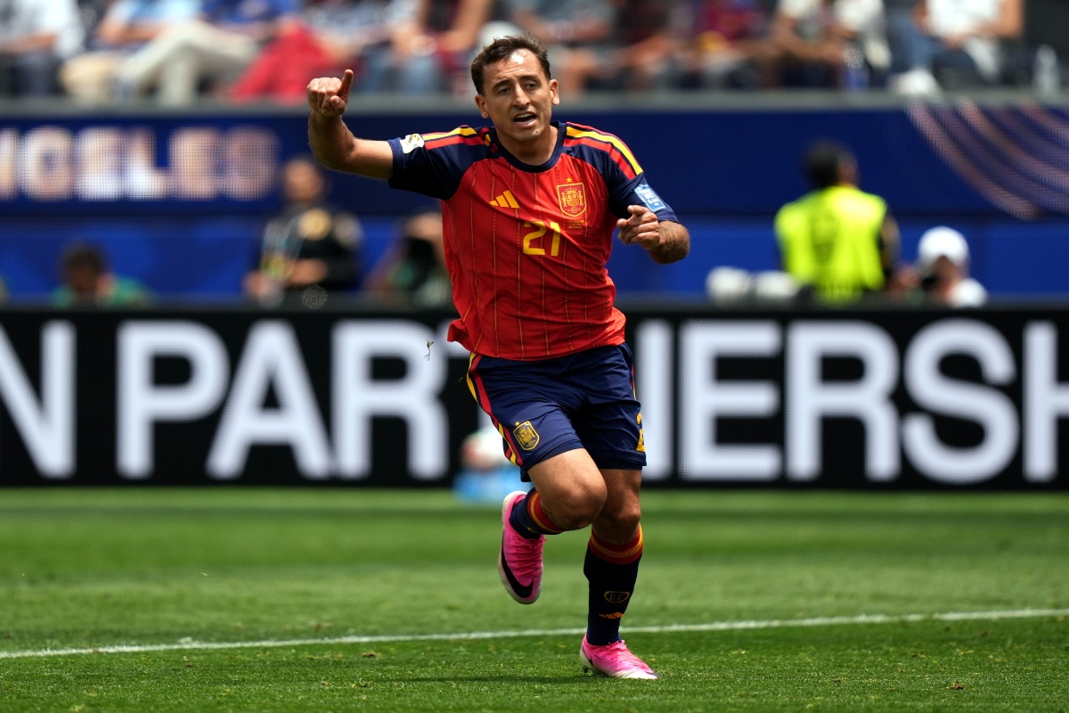 España no perdona: golea a Austria y avanza