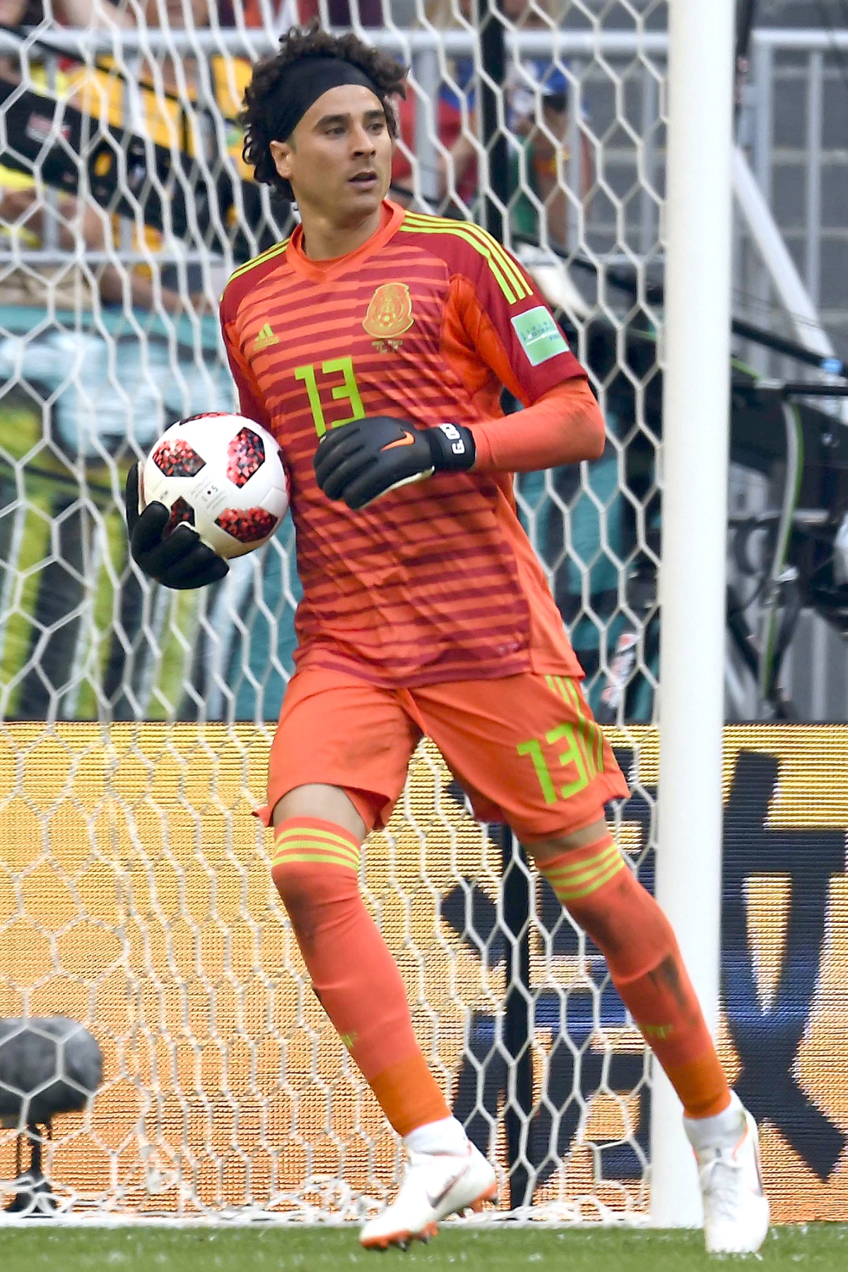 Memo Ochoa retiro